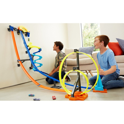 купить Набор игровой Hot Wheels Гонки по вертикали GGH70