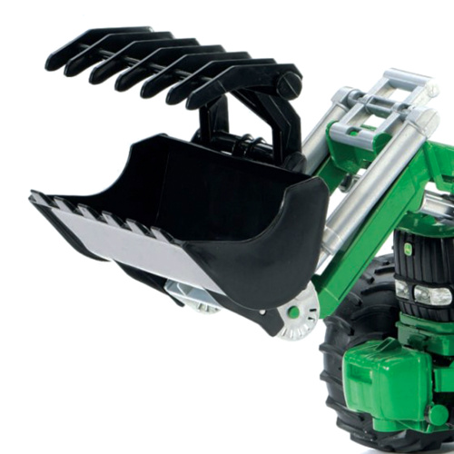 купить Погрузчик колёсный John Deere 6920 с ковшом