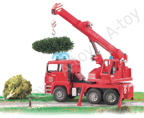 купить Bruder Пожарная машина автокран MAN с модулем со световыми и звуковыми эффектами