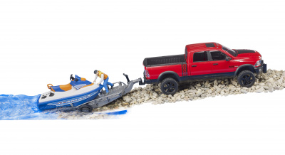 купить Bruder 02-503 Внедорожник Ram с водным мотоциклом