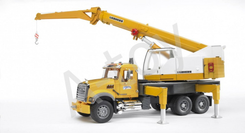 купить Bruder Автокран MACK 02-818
