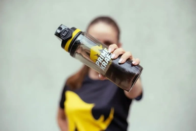 купить Питьевая бутылка, 800 мл Черная. С логотипом Прайм Крафт