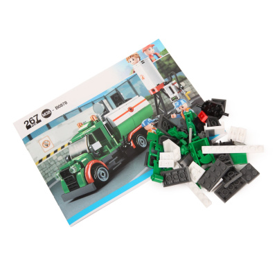 купить Sluban, Конструктор - Машина, с фигурками и аксессуарами 267 дет. , M38-B0878