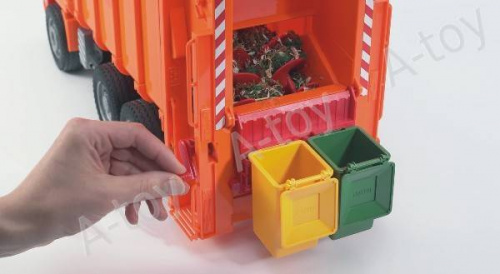 купить Bruder Мусоровоз MAN оранжевый