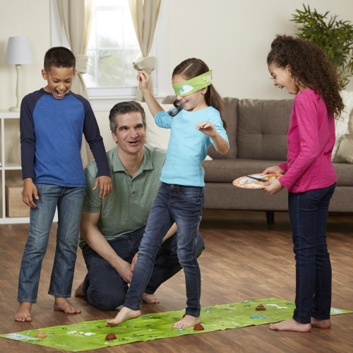 купить Игра комнатная активная Не наступи HASBRO ИГРЫ E2489